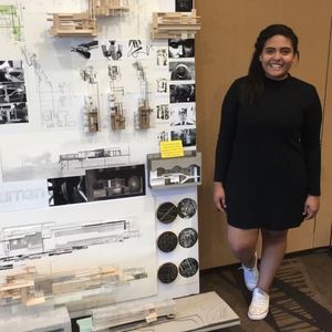 Meet your Posher, Carolina